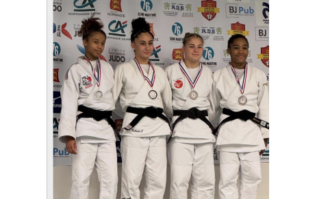 Les médaillés de décembre.